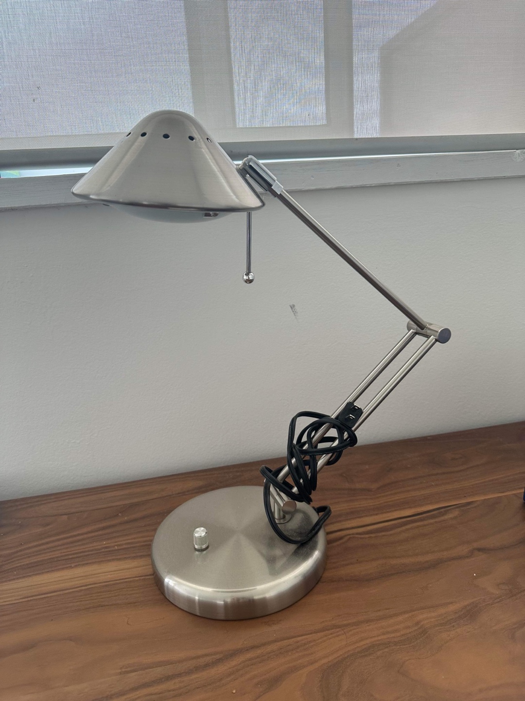 Metal Studio desk lamp thumbnail