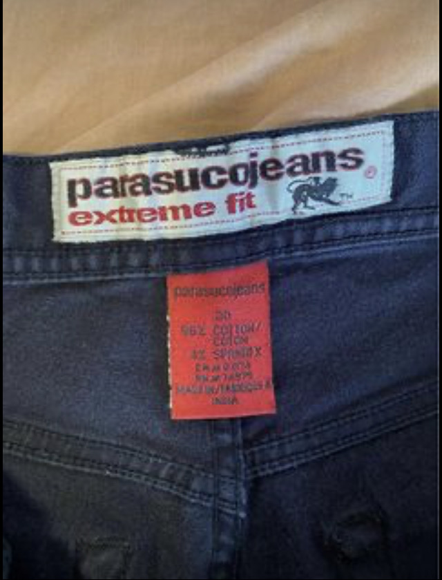Parasuco Black Stretchy jean image indicator(3)