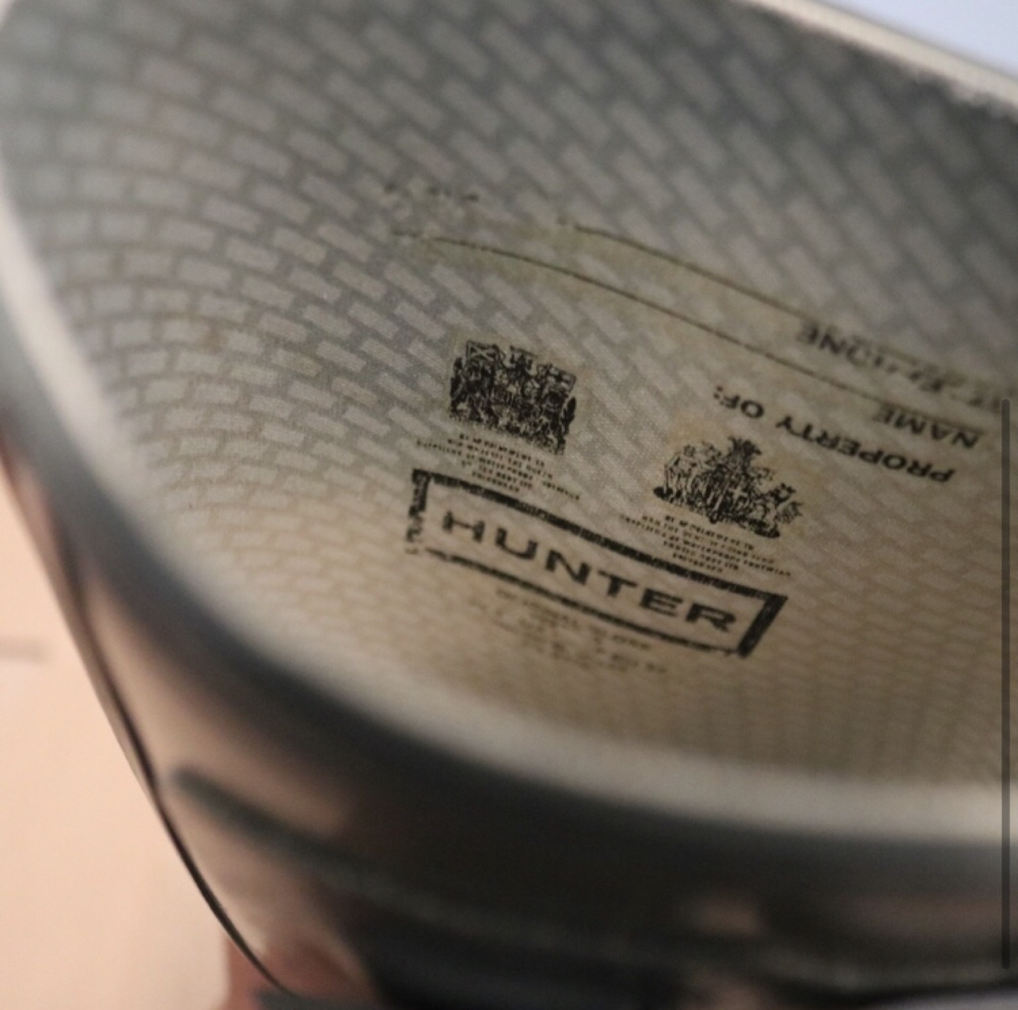 Hunter boots US 6 image indicator(2)