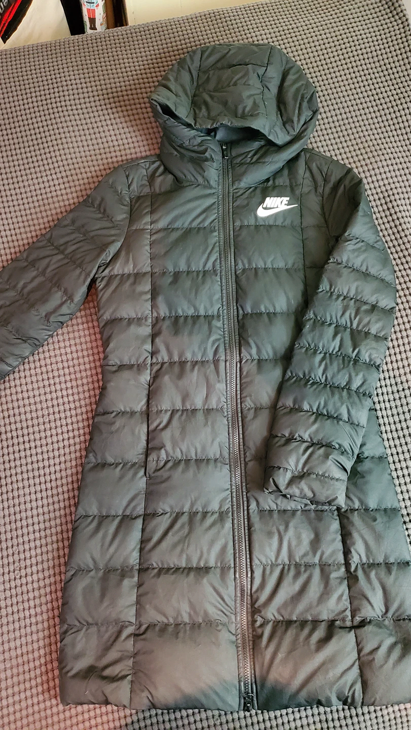 Nike Women - Small Light Down Coat - Black thumbnail