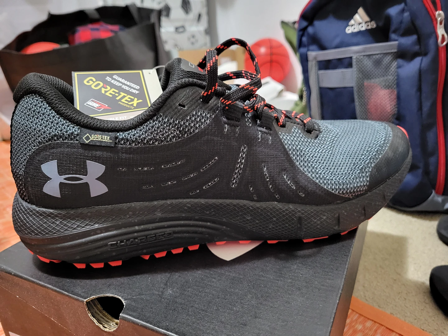 Under Armour brand new Gore-Tex - photo 5