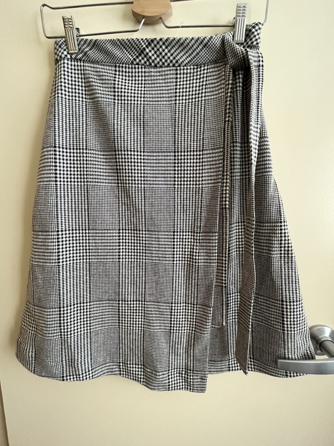 Banana Republic plaid wrap midi skirt (NWT) image indicator(2)