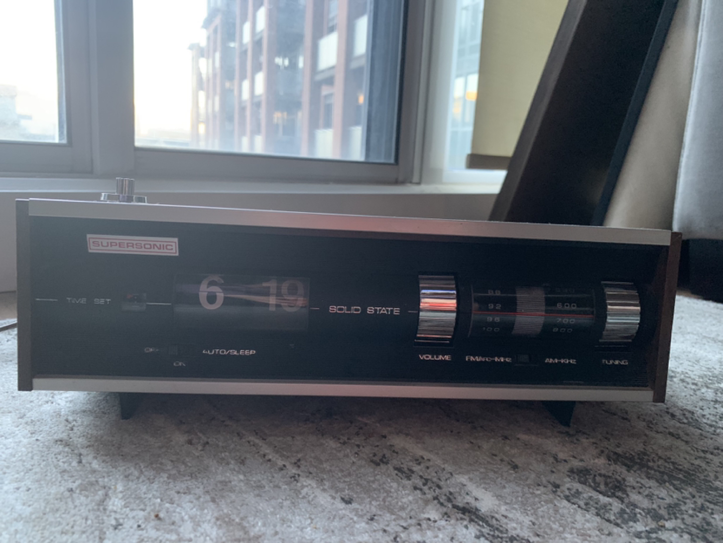 Vintage Flip Clock Radio