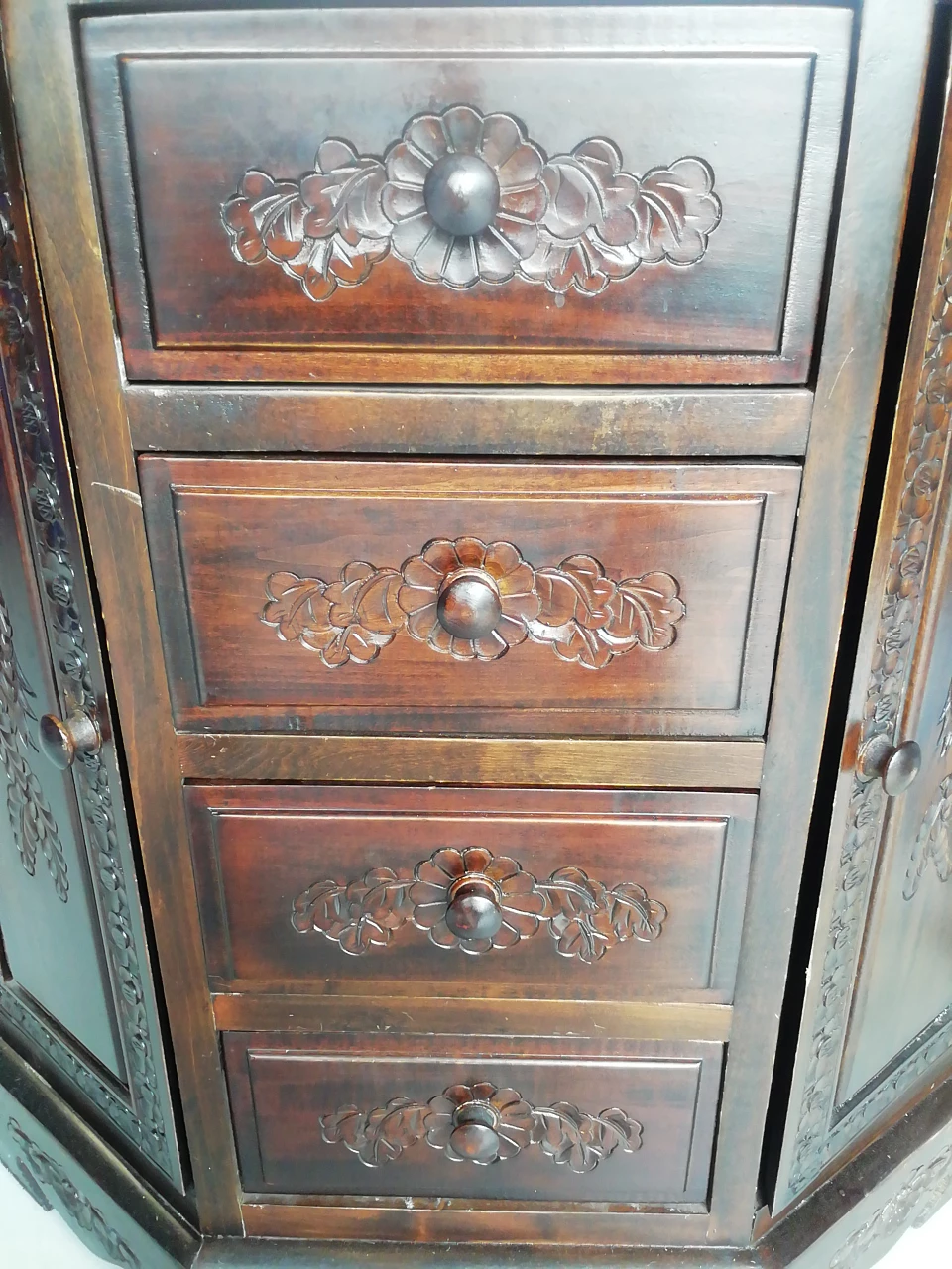 Antique Carved Wooden Nitch (Read Post For Full Details) image indicator(2)