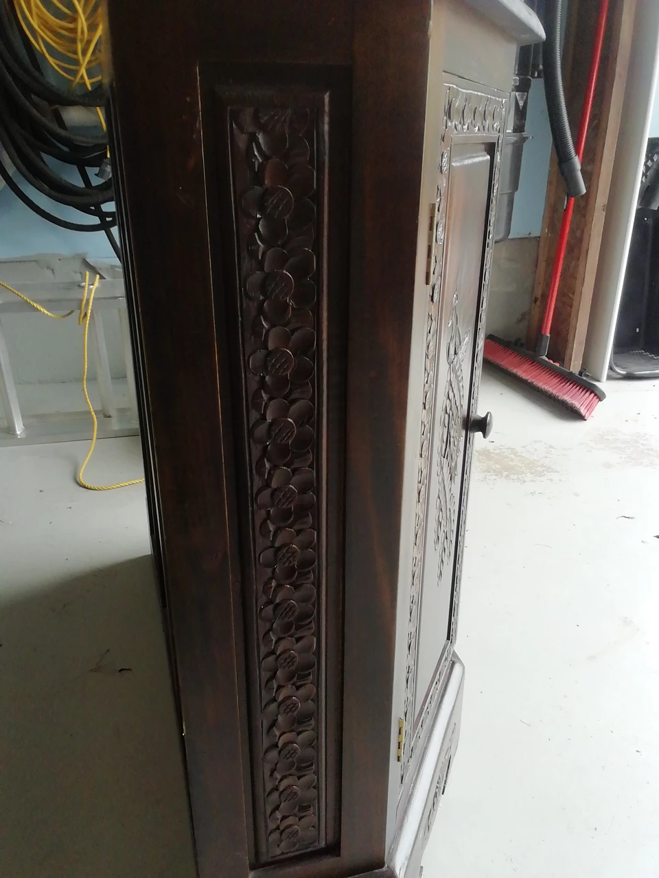 Antique Carved Wooden Nitch (Read Post For Full Details) image indicator(4)