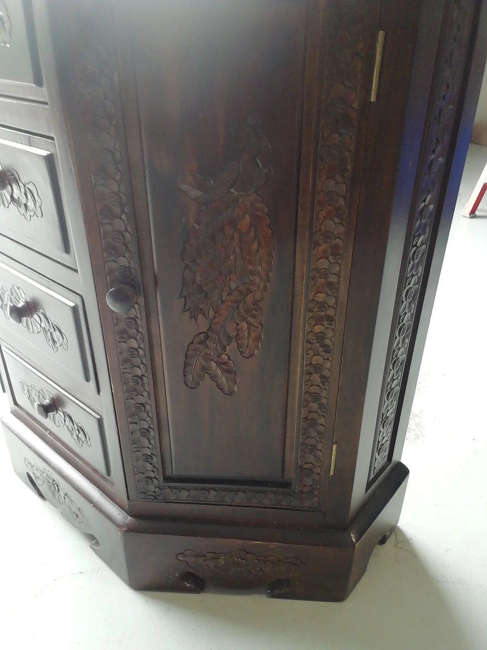 Antique Carved Wooden Nitch (Read Post For Full Details) image indicator(7)