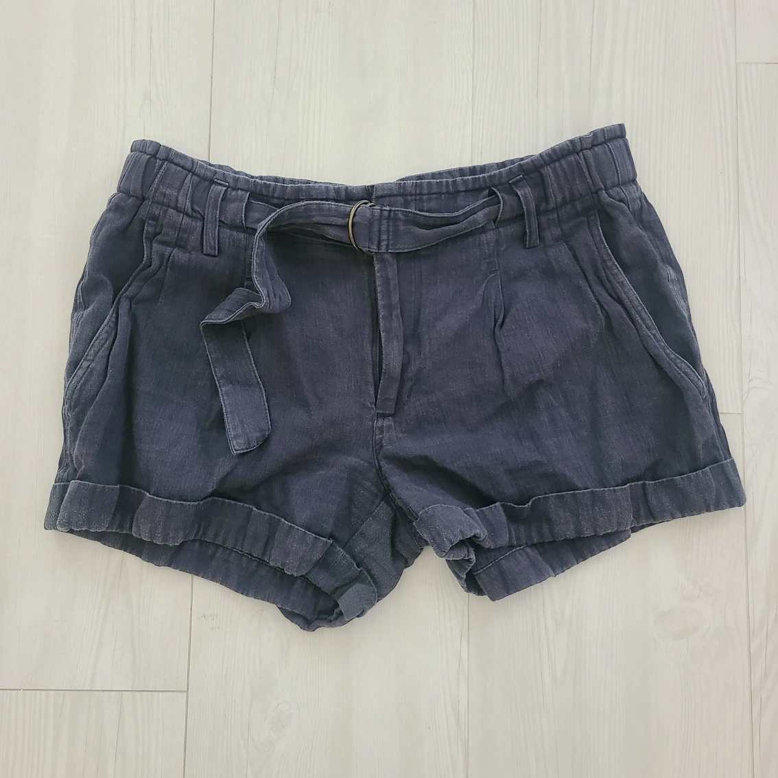 Vince Belted Shorts thumbnail