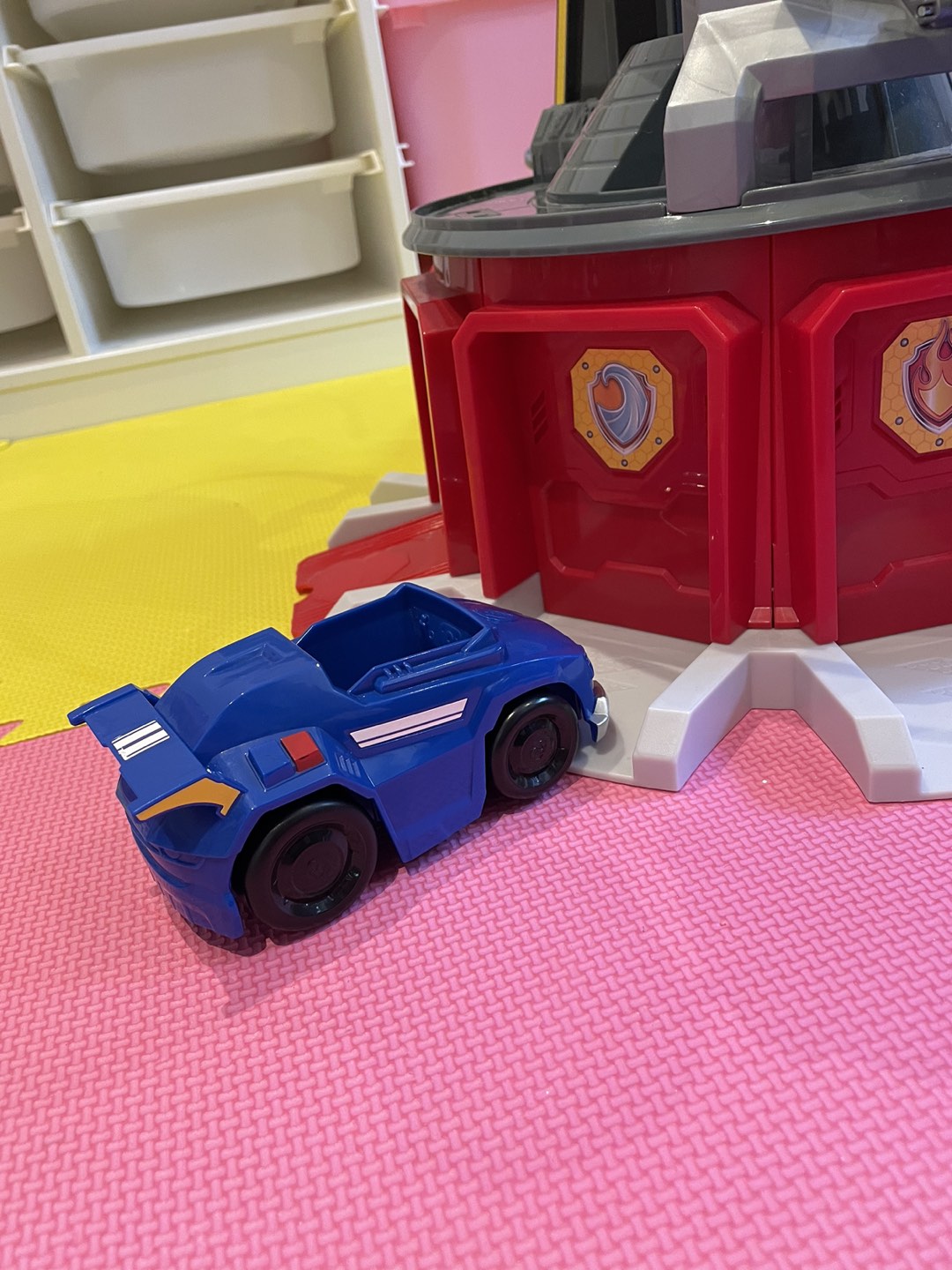 Paw Patrol Tower with car and characters - photo 3