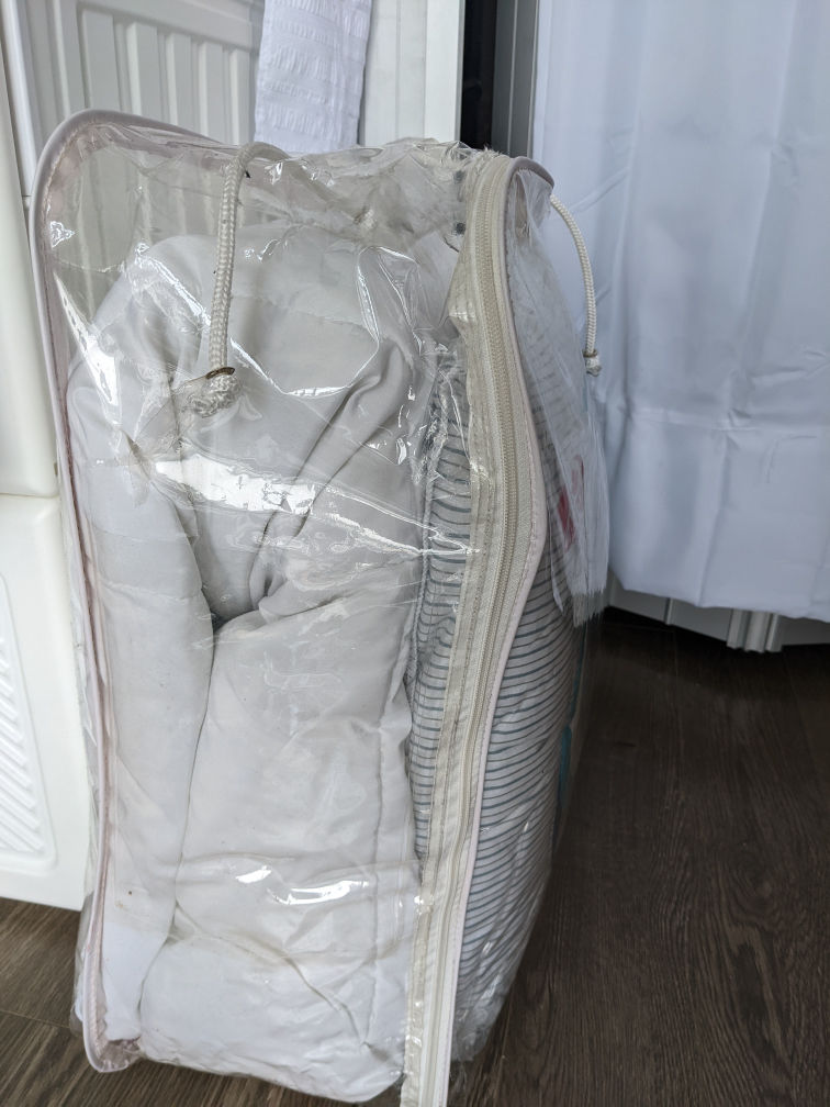 Duvet with pillow 