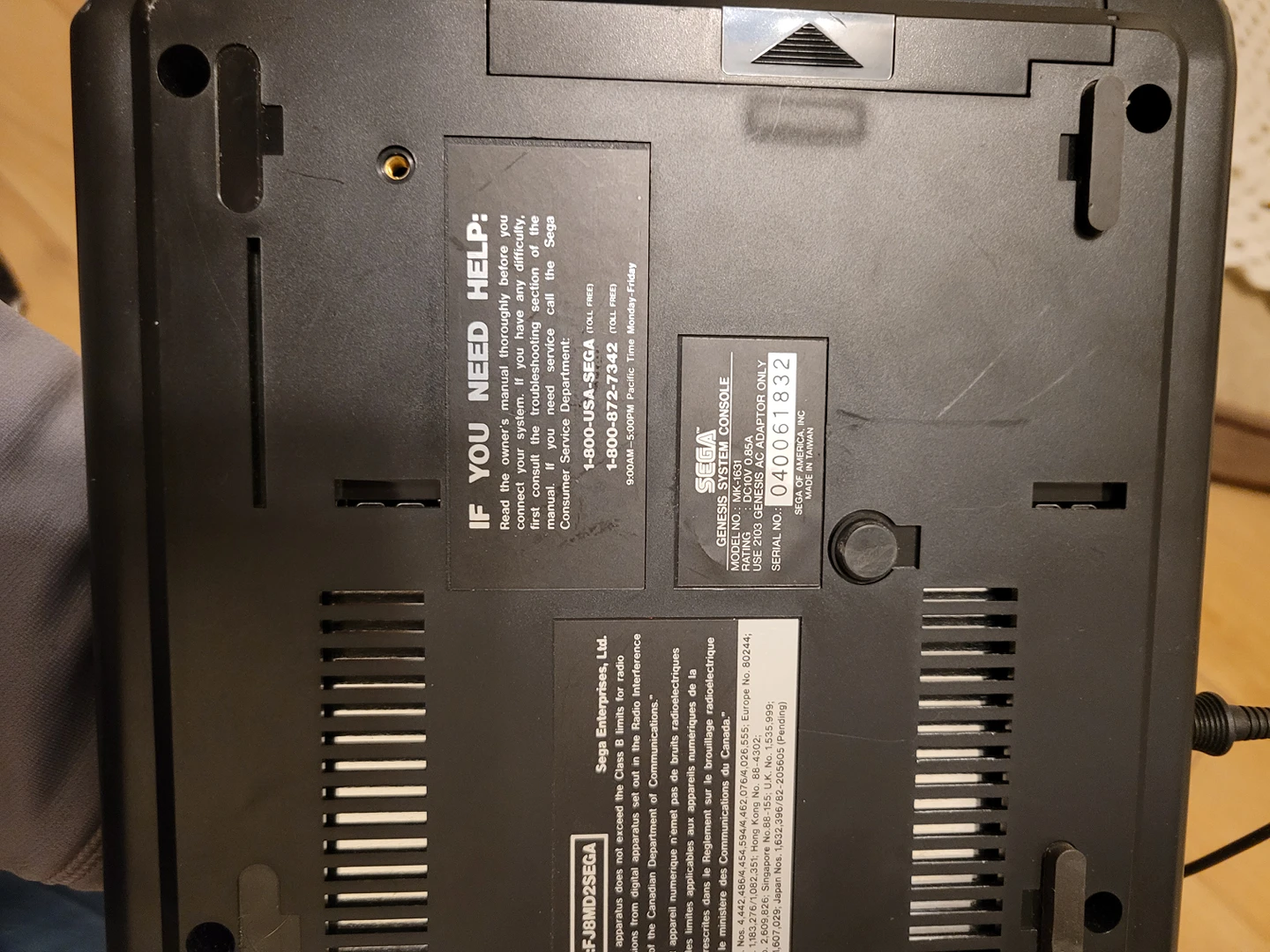 vintage sega genesis game console image indicator(7)