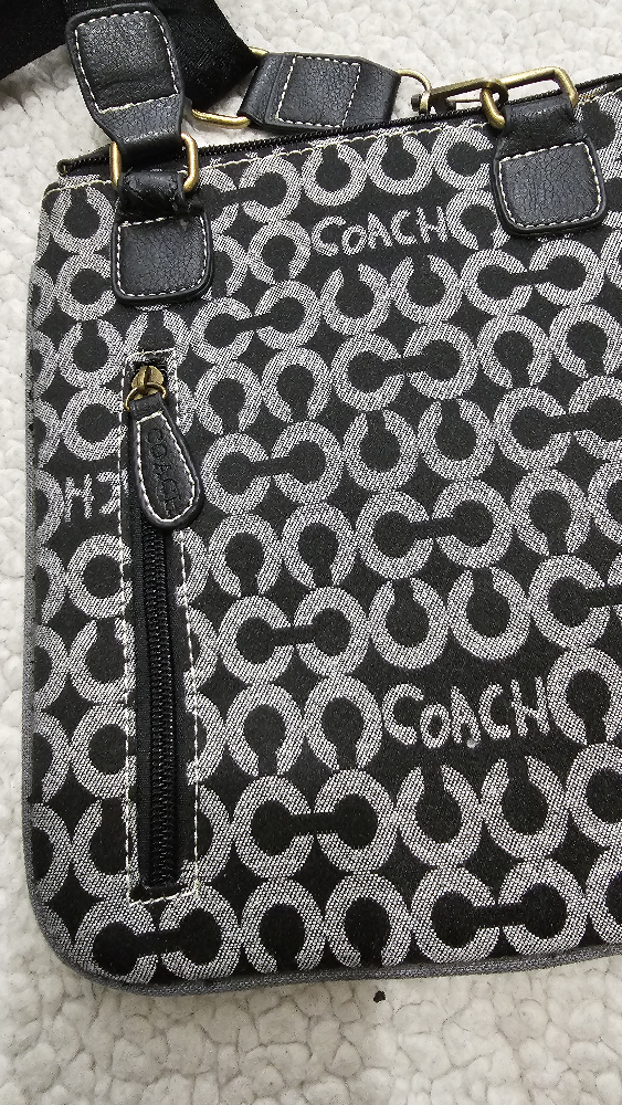 coach sling bag - photo 2