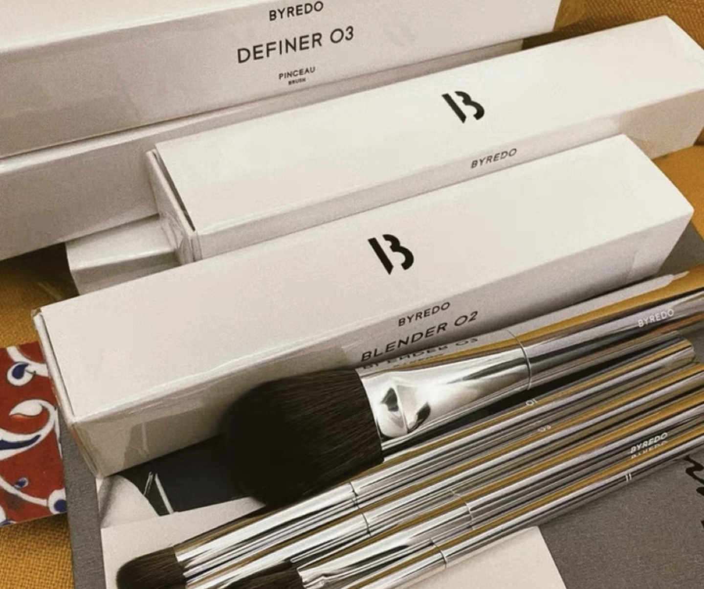 Brand new Byredo brush set - photo 2