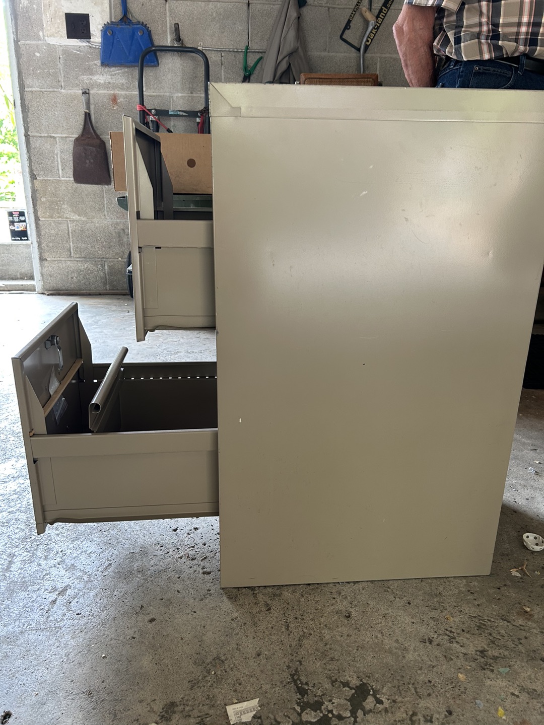 Filing Cabinet - photo 2