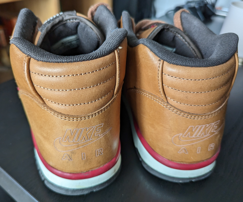 Nike Air Trainer 1 Size 10 image indicator(2)