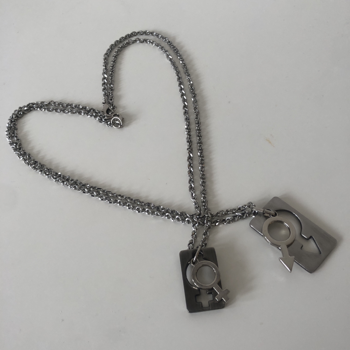 Couples necklace thumbnail