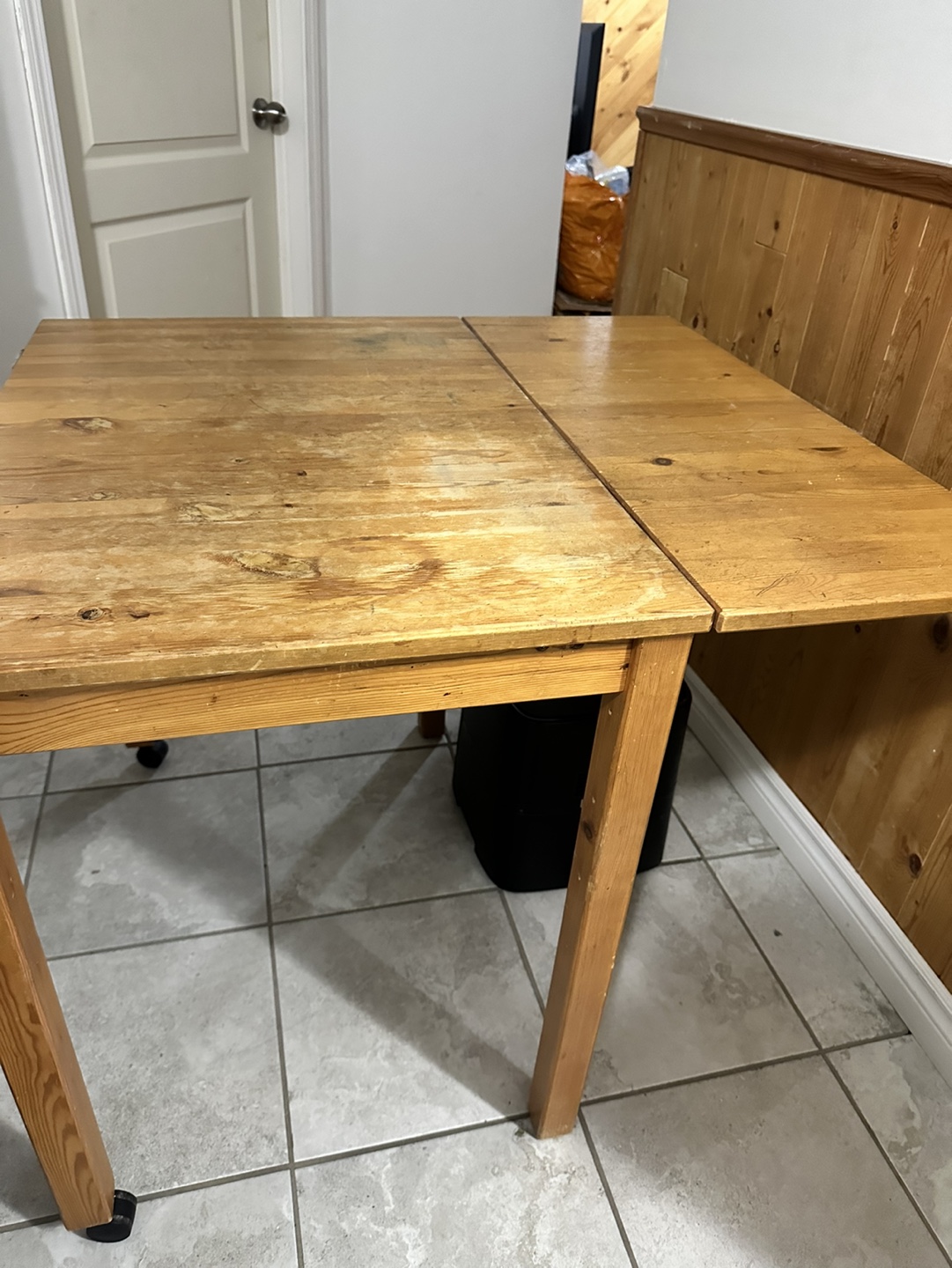 Adjustable table - photo 2