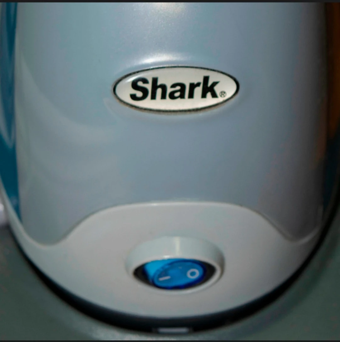 Shark Professional Vertical Fabric ( Garment) Portable Steamer - photo 3