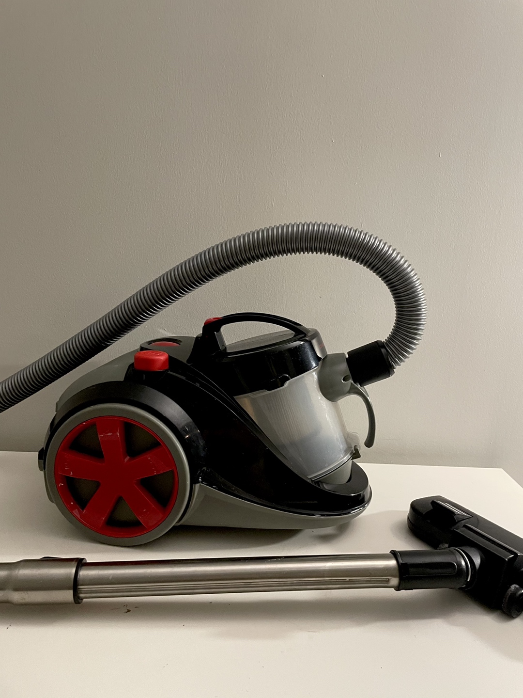 Bagless Canister Cyclonic Vacuum with Hepa Filter