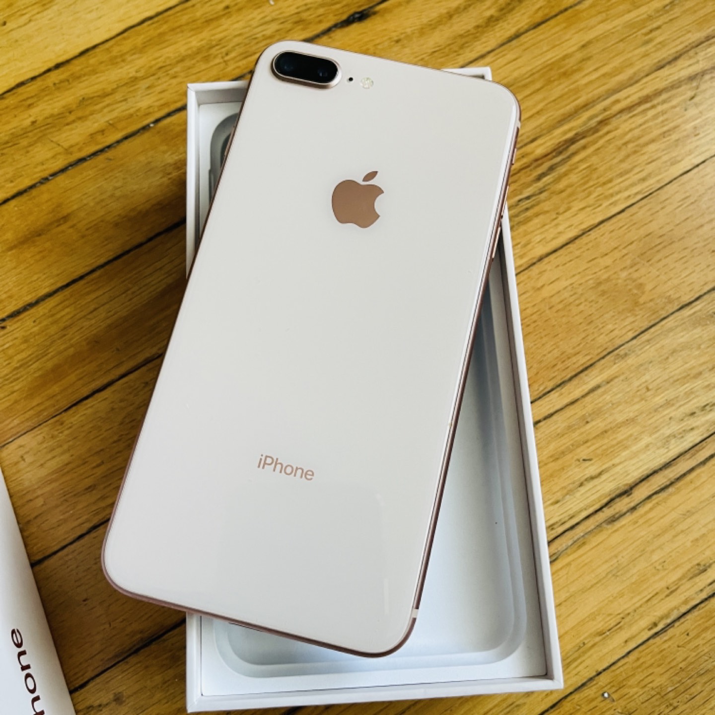 iPhone 8 Plus (with Moment cases) - photo 4
