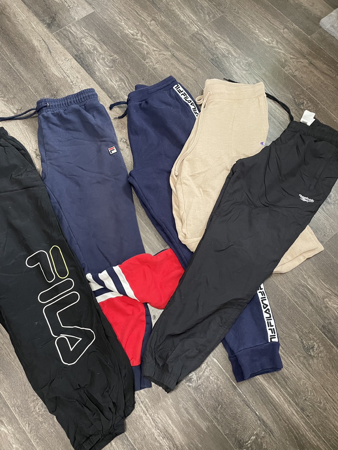 bundle of mens joggers thumbnail