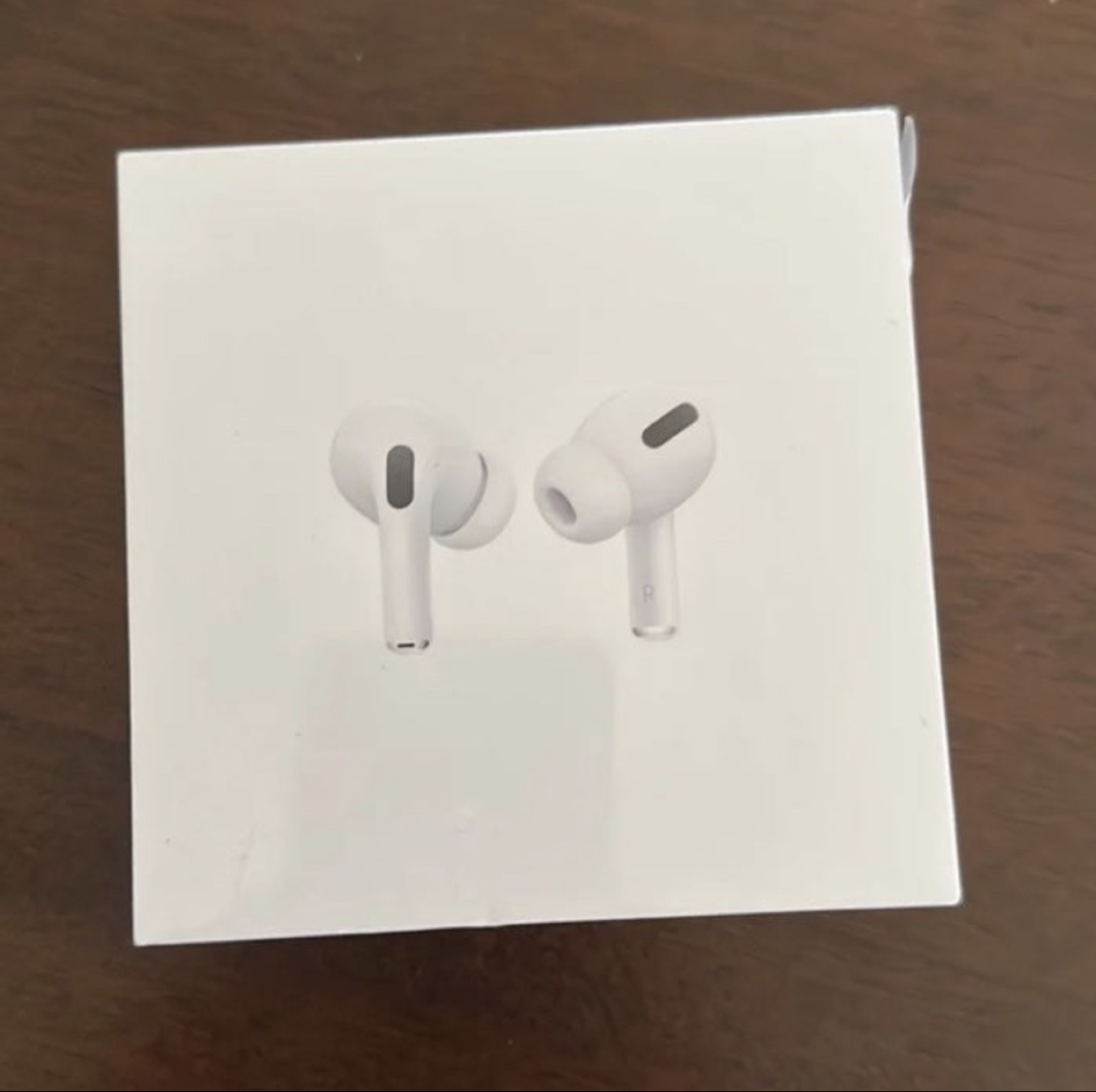 AirPods