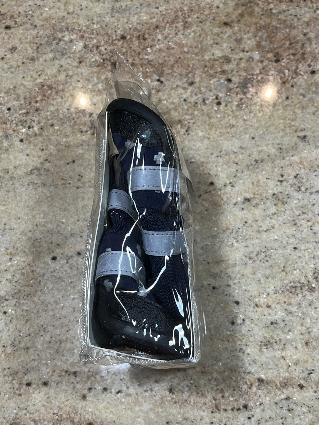 #FREECYCLE dog boots - photo 4