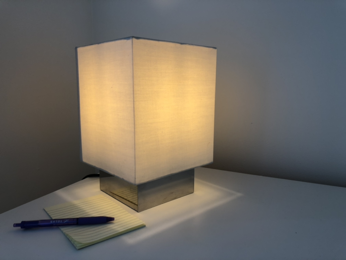 Beautiful table lamp - photo 3