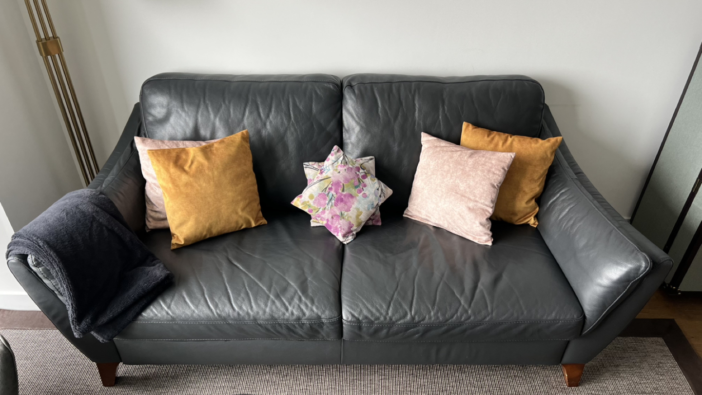 Stylish & Comfortable Natuzzi Greccio Leather Sofa - photo 5