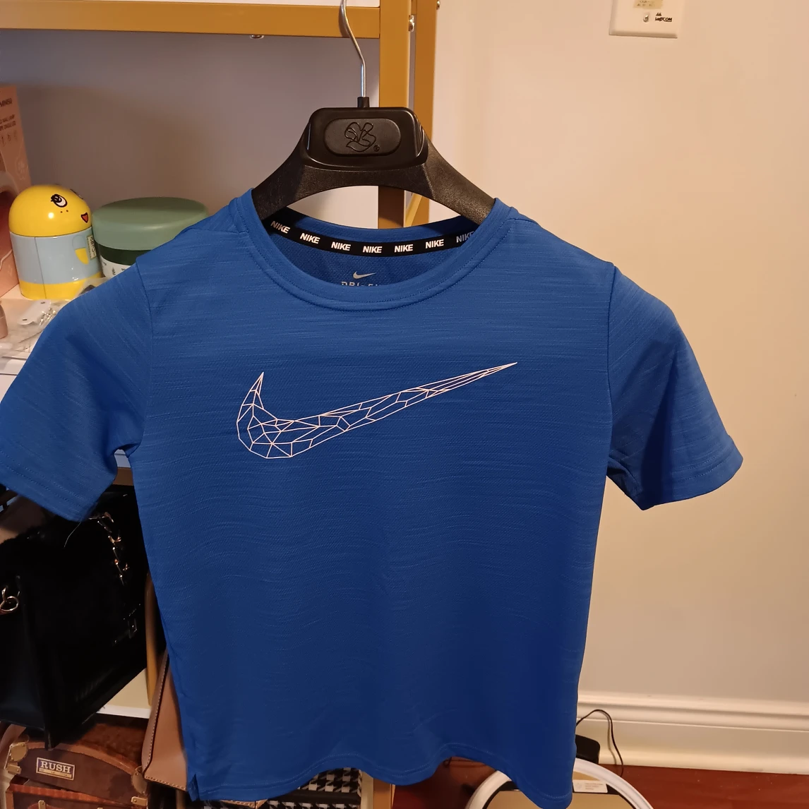 Nike Kids DRI-FIT Size L