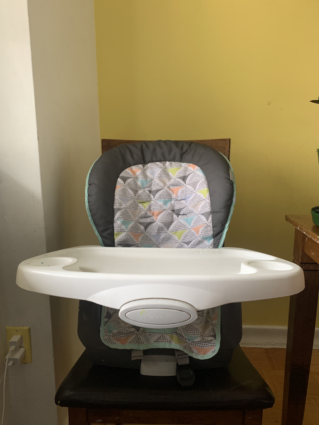 High chair to attach to a chair. thumbnail