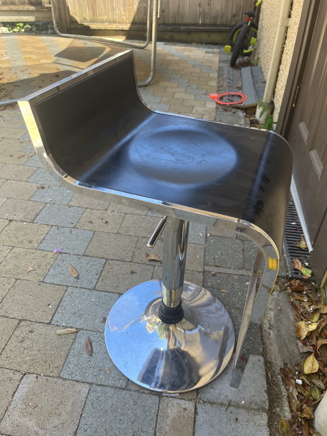 bar chair ⬆️ thumbnail