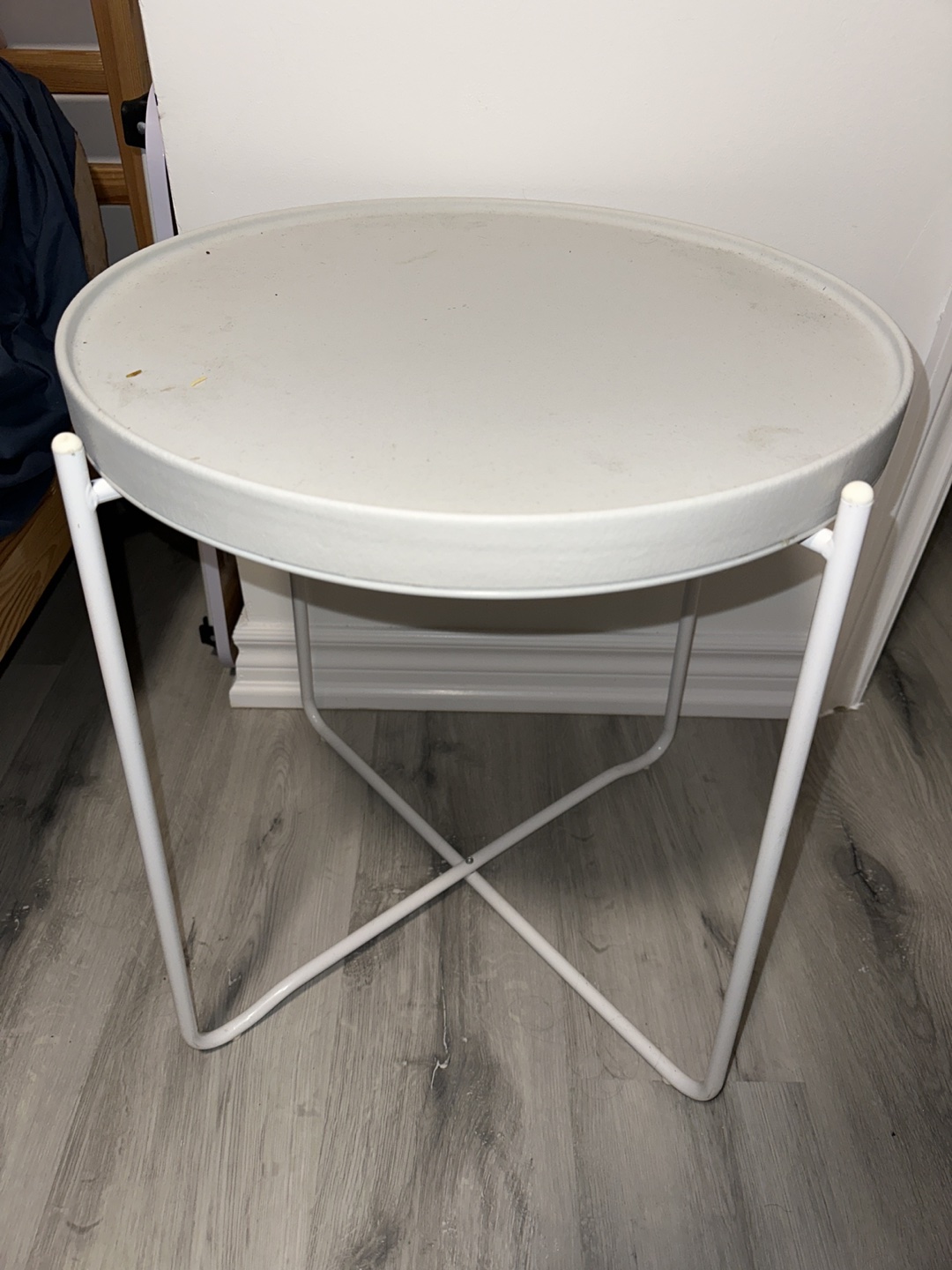 Side table ⬆️
