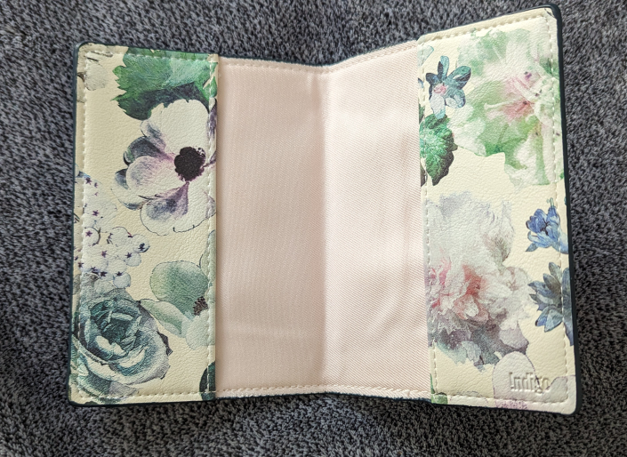 Passport Holder - photo 2