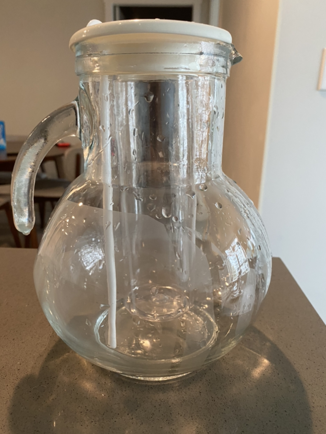 Drink pitcher