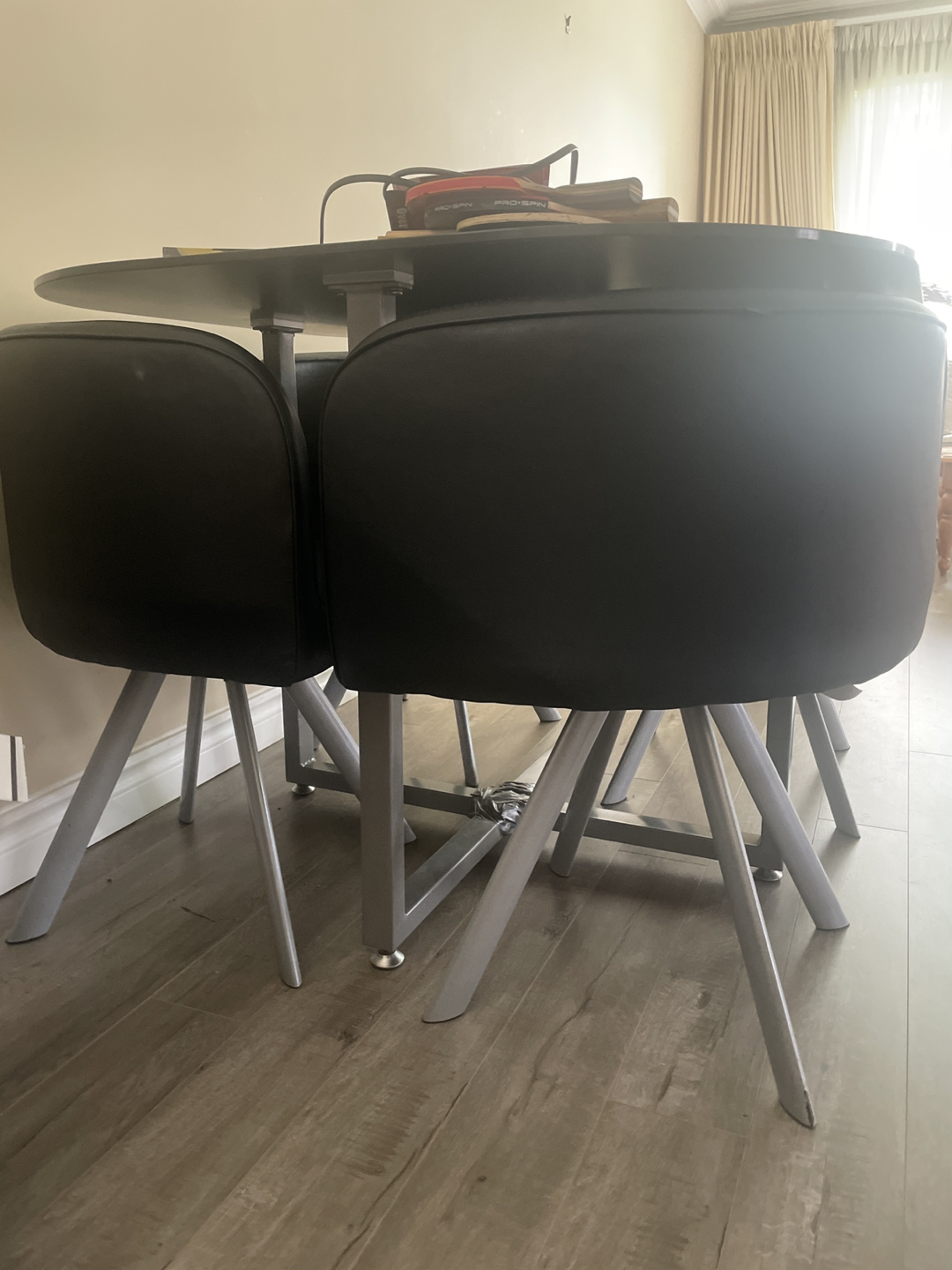 glass dining table with 4 chairs - photo 2