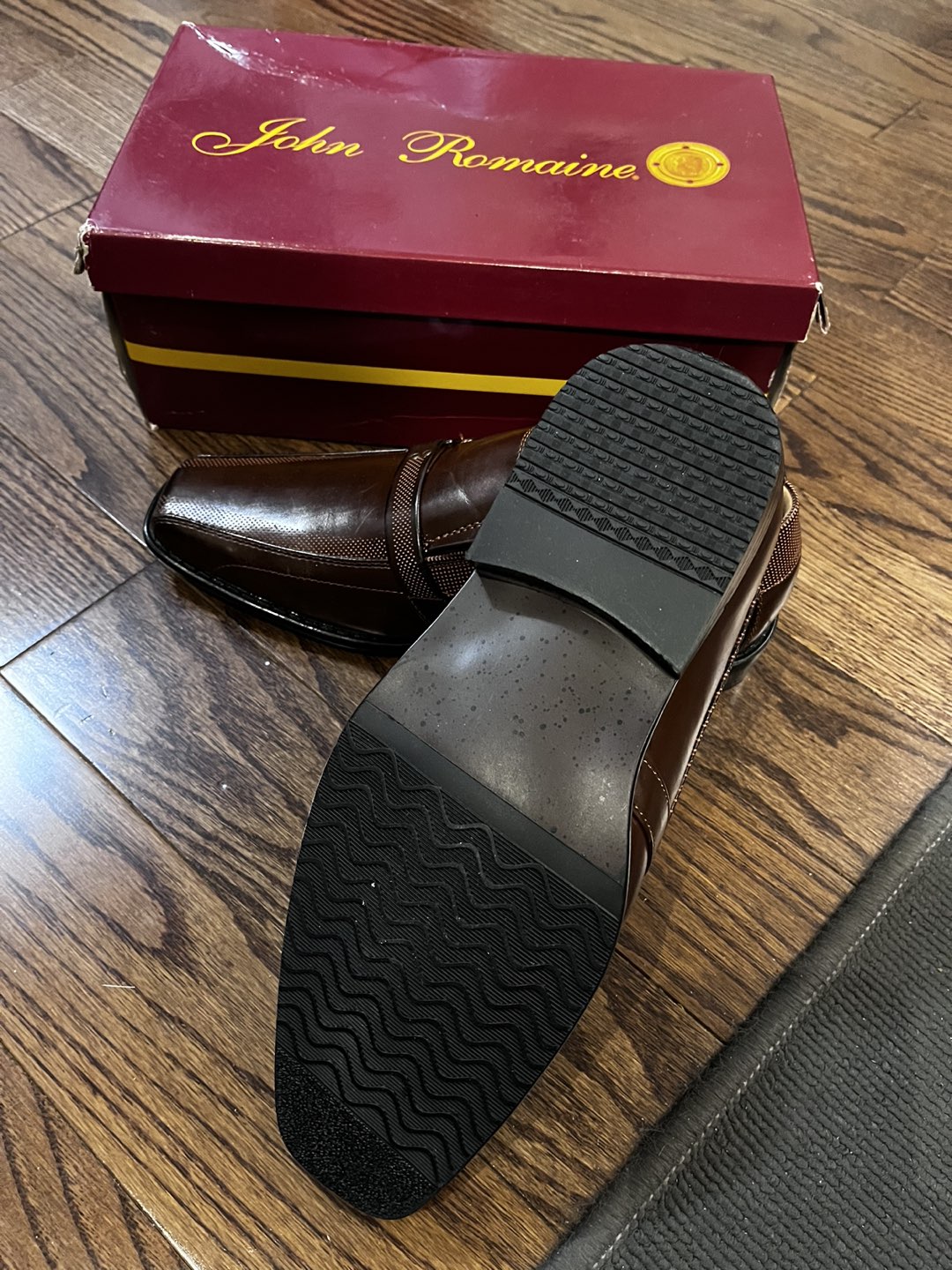 Brand new John Romaine youth leather shoes image indicator(6)