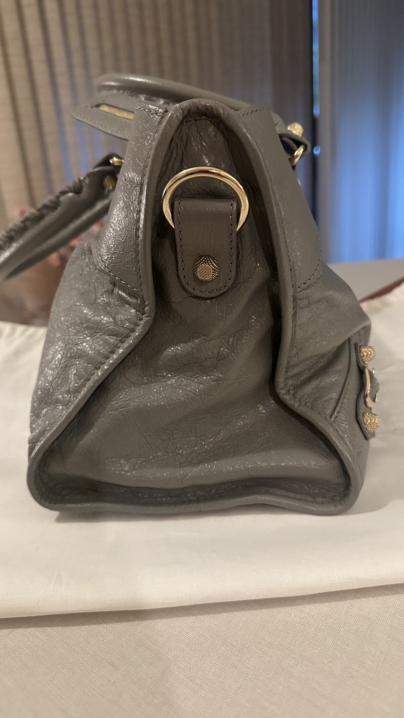 Beautiful Balenciaga Bag - photo 3