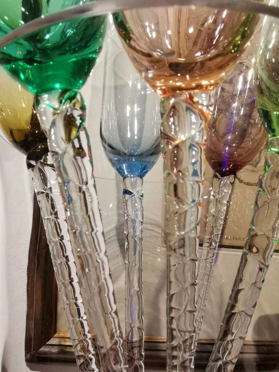 Vintage 1960's hand blown coloured 6 long stem Champagne Flutes - photo 3