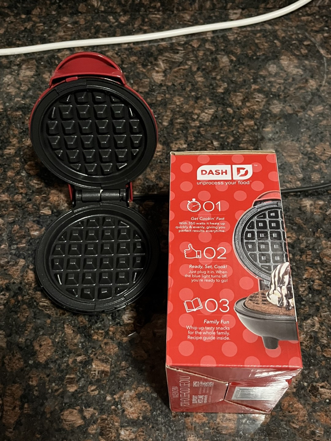 Mini waffle maker - photo 4
