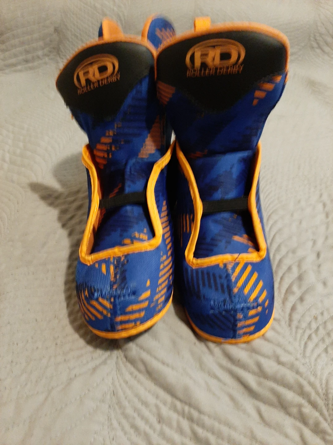 BOYS ROLLER SKATES SIZE 3-6 image indicator(8)