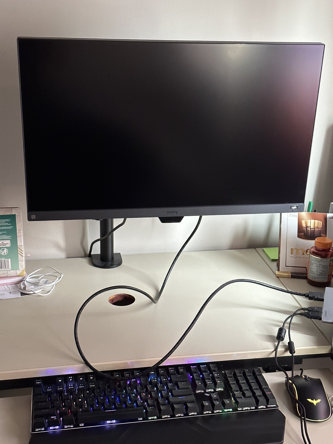 BenQ Monitor including stand With Keyboard And Mouse thumbnail