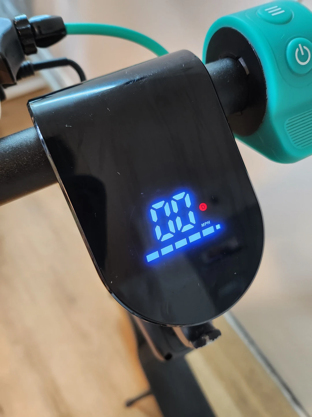 Levy Plus Electric Scooter - photo 2