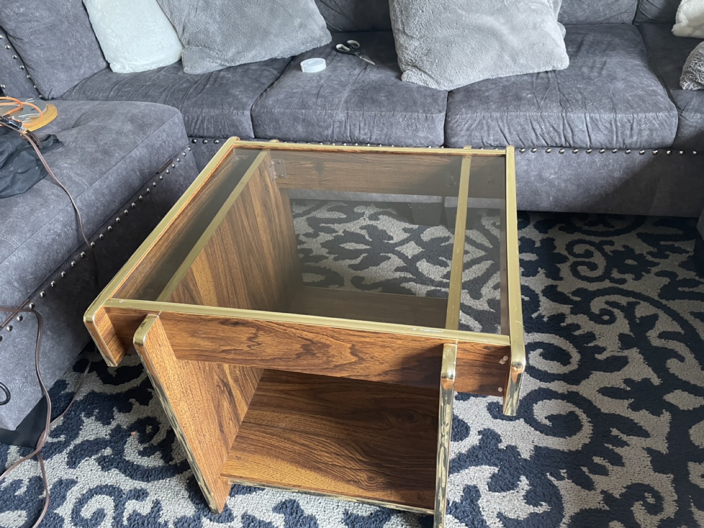 Coffee table image indicator(6)