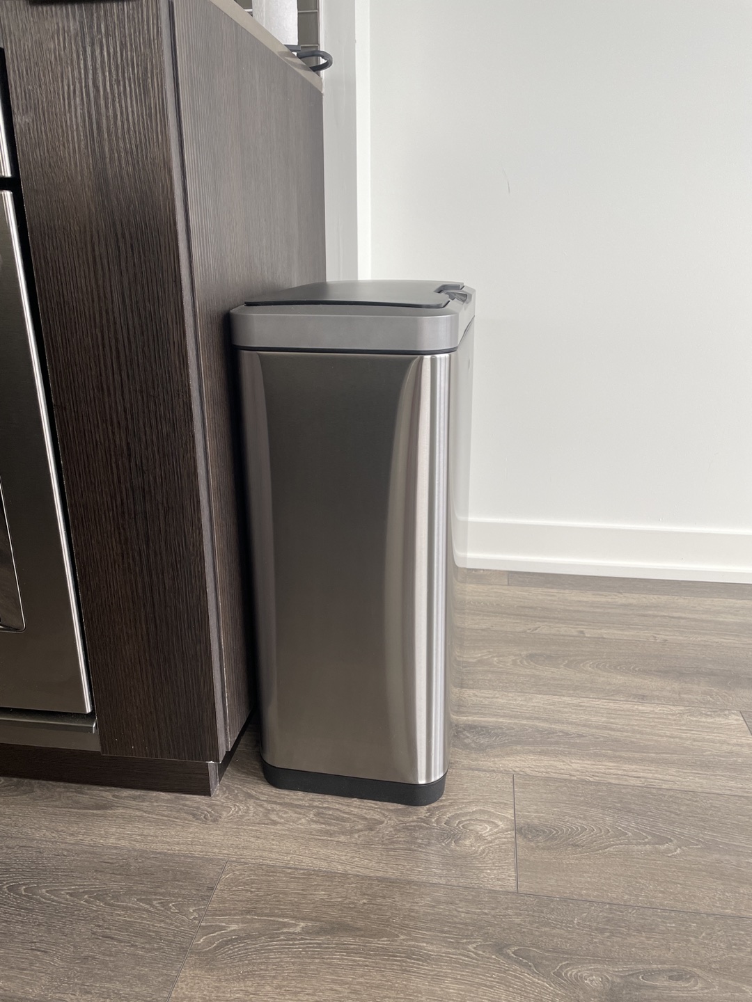 Trash can with motion sensor - photo 4