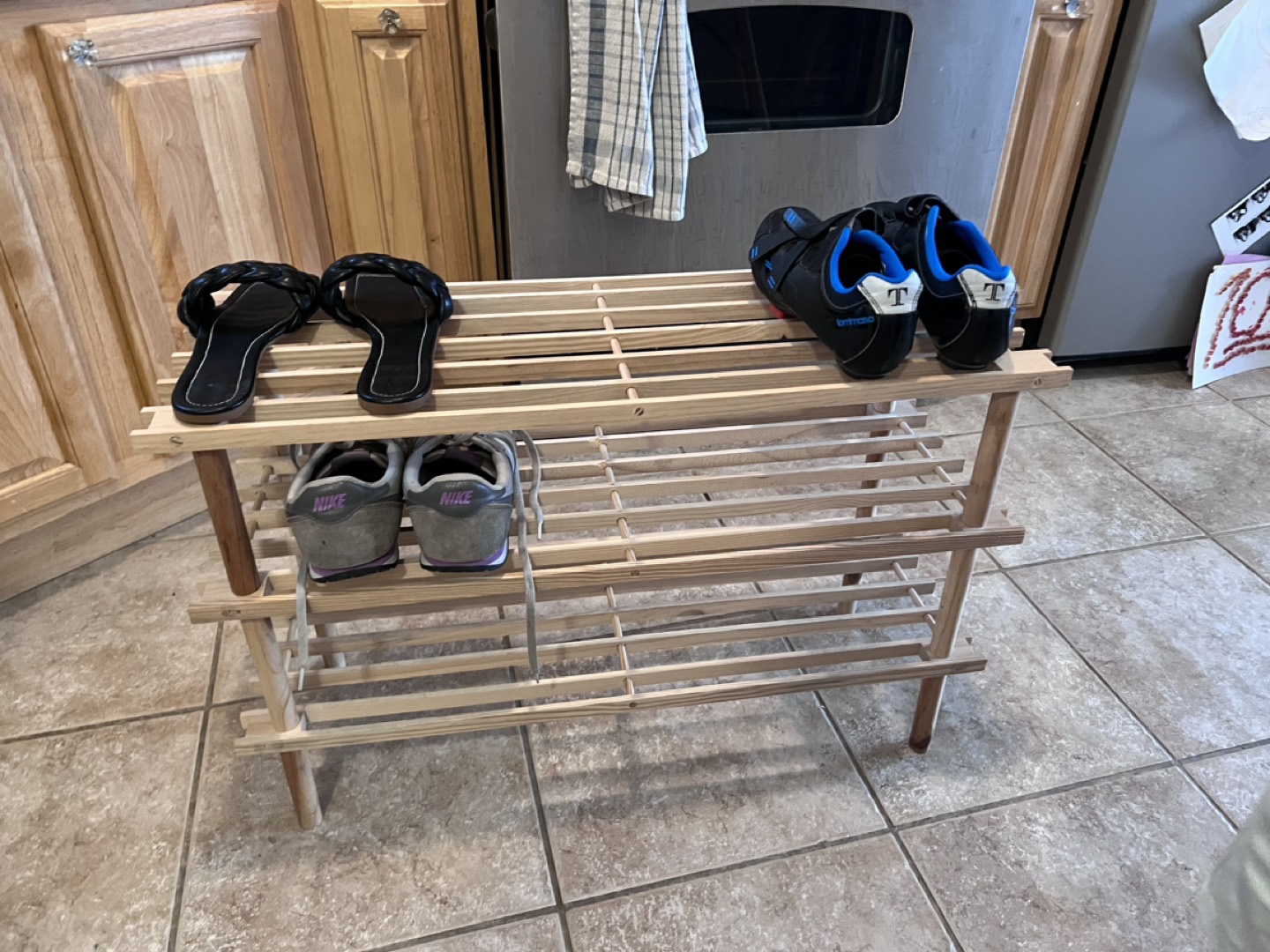 Shoe rack