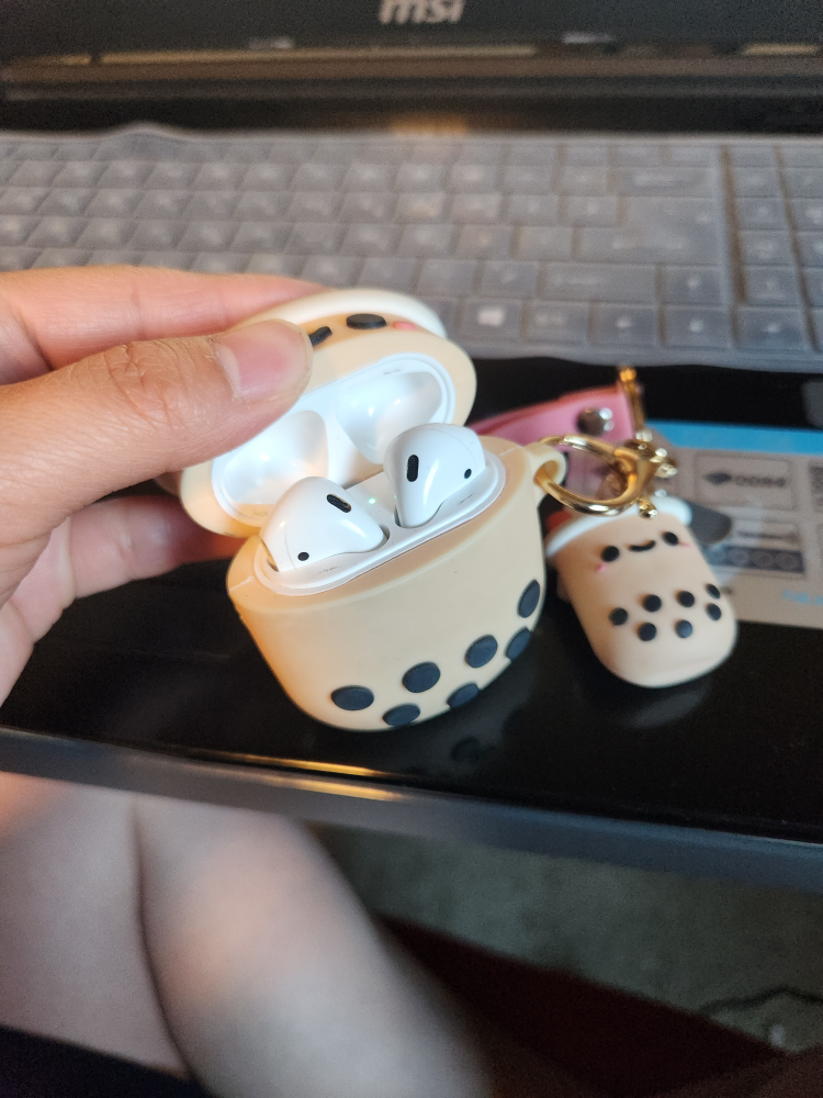 Airpods [2nd gen] thumbnail