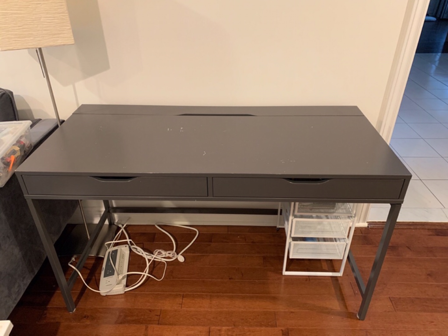 IKEA table/desk thumbnail