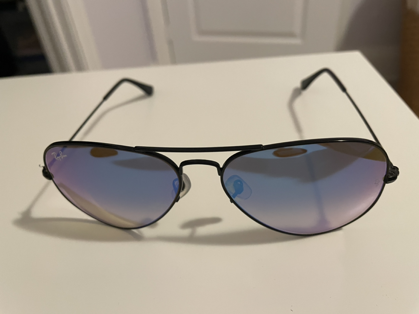 RayBan Aviator sunglasses image indicator(2)