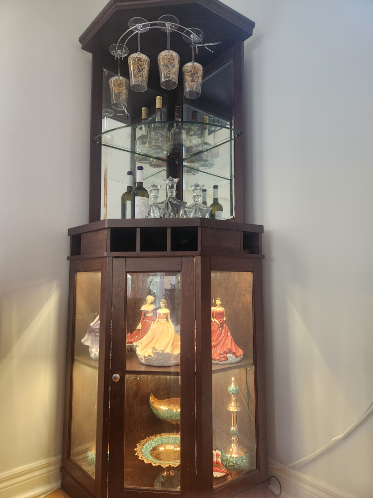 Luxury display cabinet with Wine and glass rack and lighting - photo 5