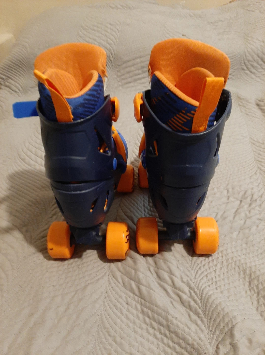 BOYS ROLLER SKATES SIZE 3-6 image indicator(6)
